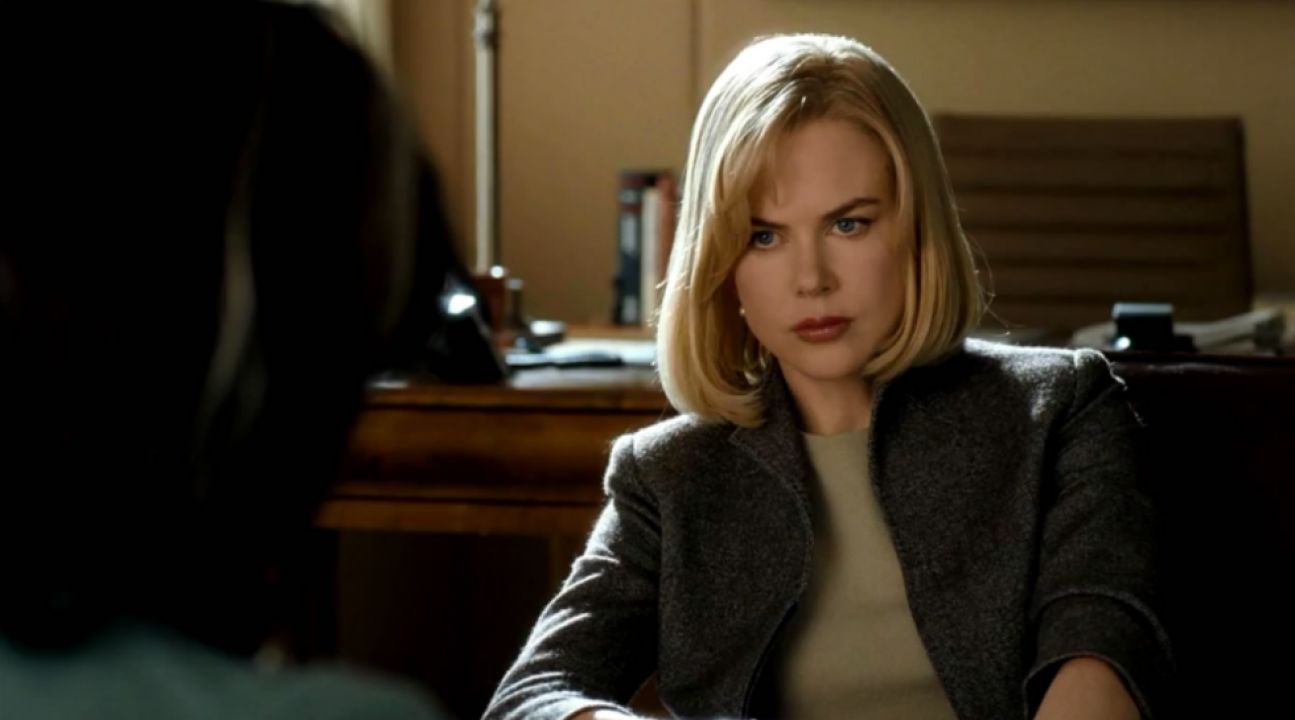 Kay Scarpetta jako bohaterka serialu. Nicole Kidman i Jamie Lee Curtis